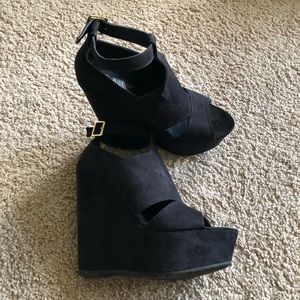 Black platform wedges
